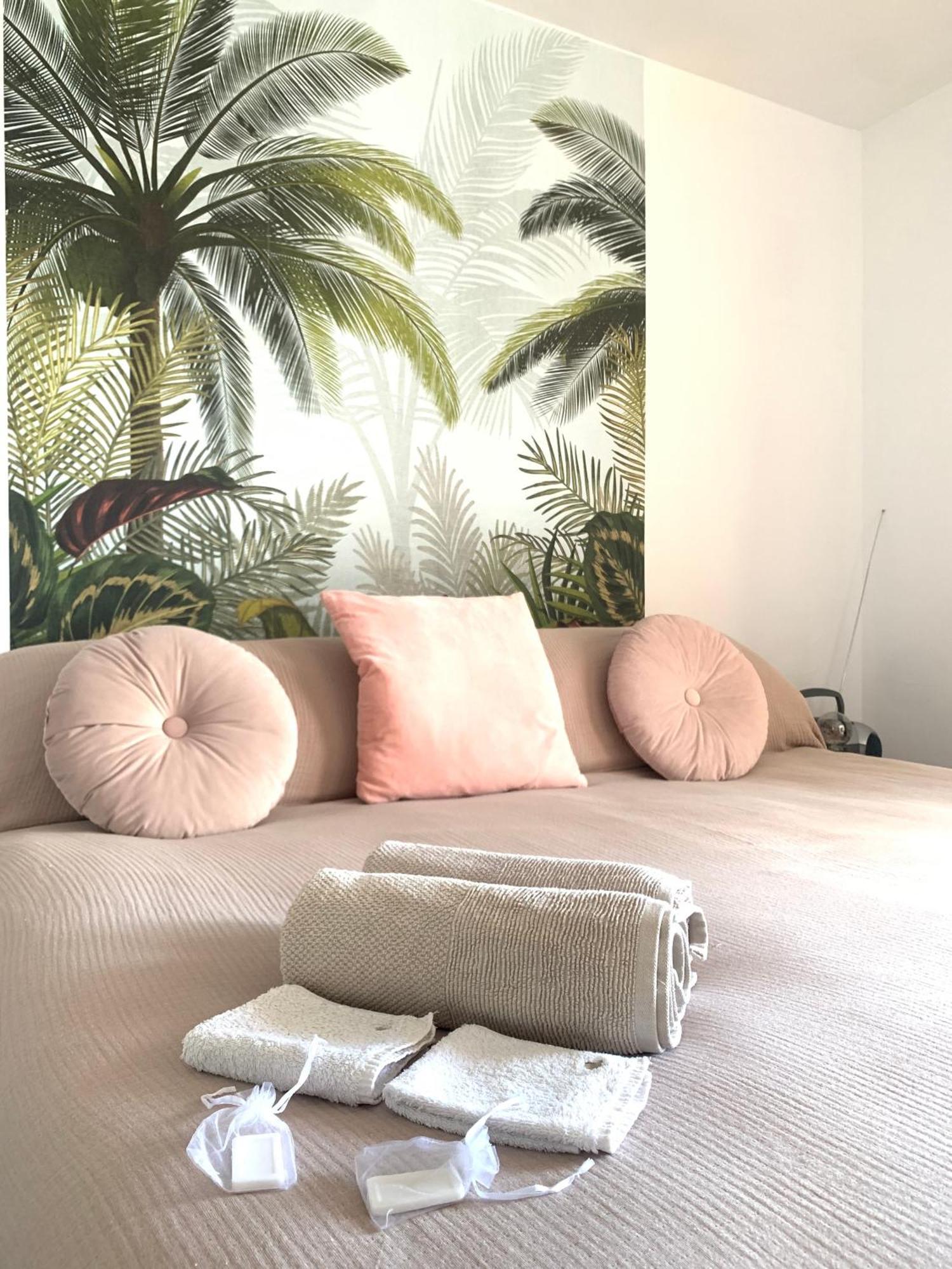Apartment Duplex Near Polo, Pool View, 2 Pools, Full South, 7 Drive To Beaches And Port Sotogrande